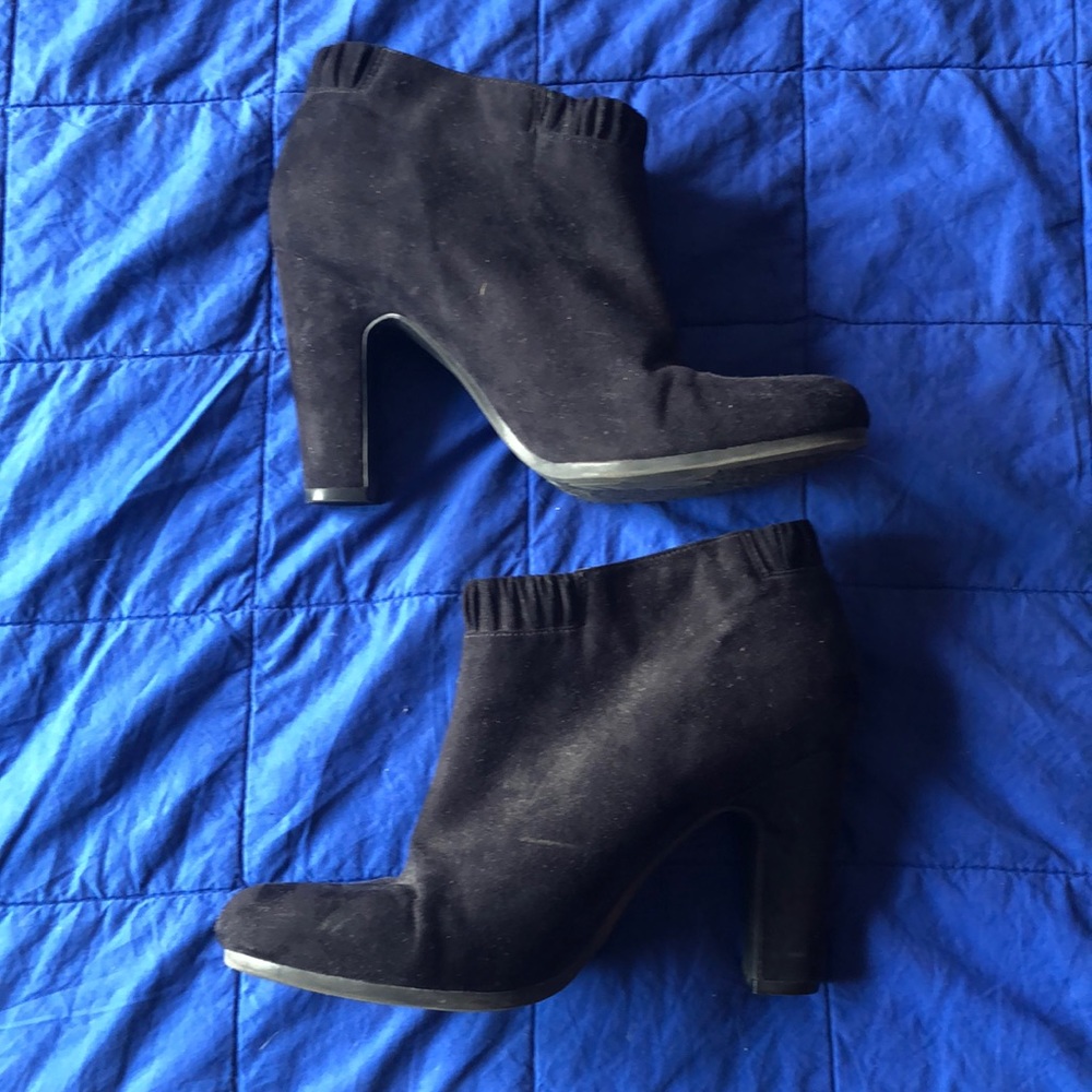 EUC (like new!) Sam & Libby booties